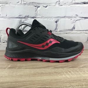 Saucony Peregrine 10 Black Red Barberry Trail Wide